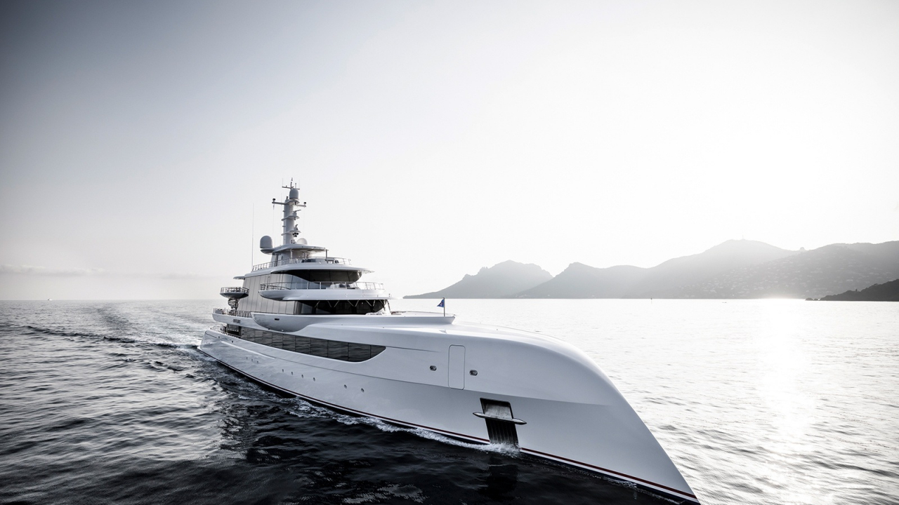 Dzt5DDPRKSChfp71QTbO_Excellence-superyacht-exterior-L-8-2240x1260.jpg