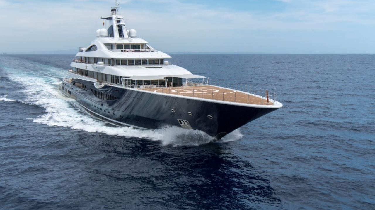 Superyachts.com_MYS_23.08.19.jpg