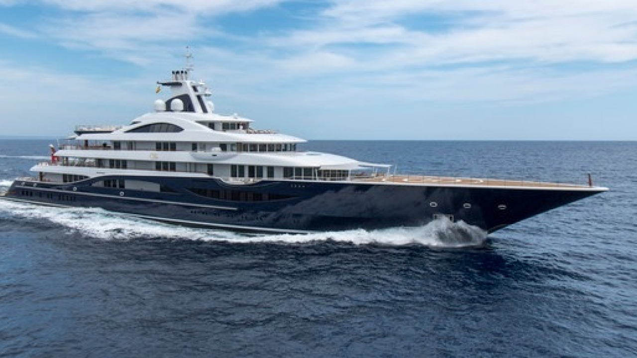 Superyachts.com_Tis_23.08.19.jpg